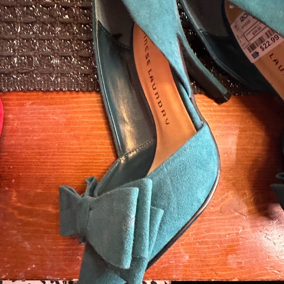 Chinese LAUNDAY Size 6, pointed to shoes - Picture 6 of 7